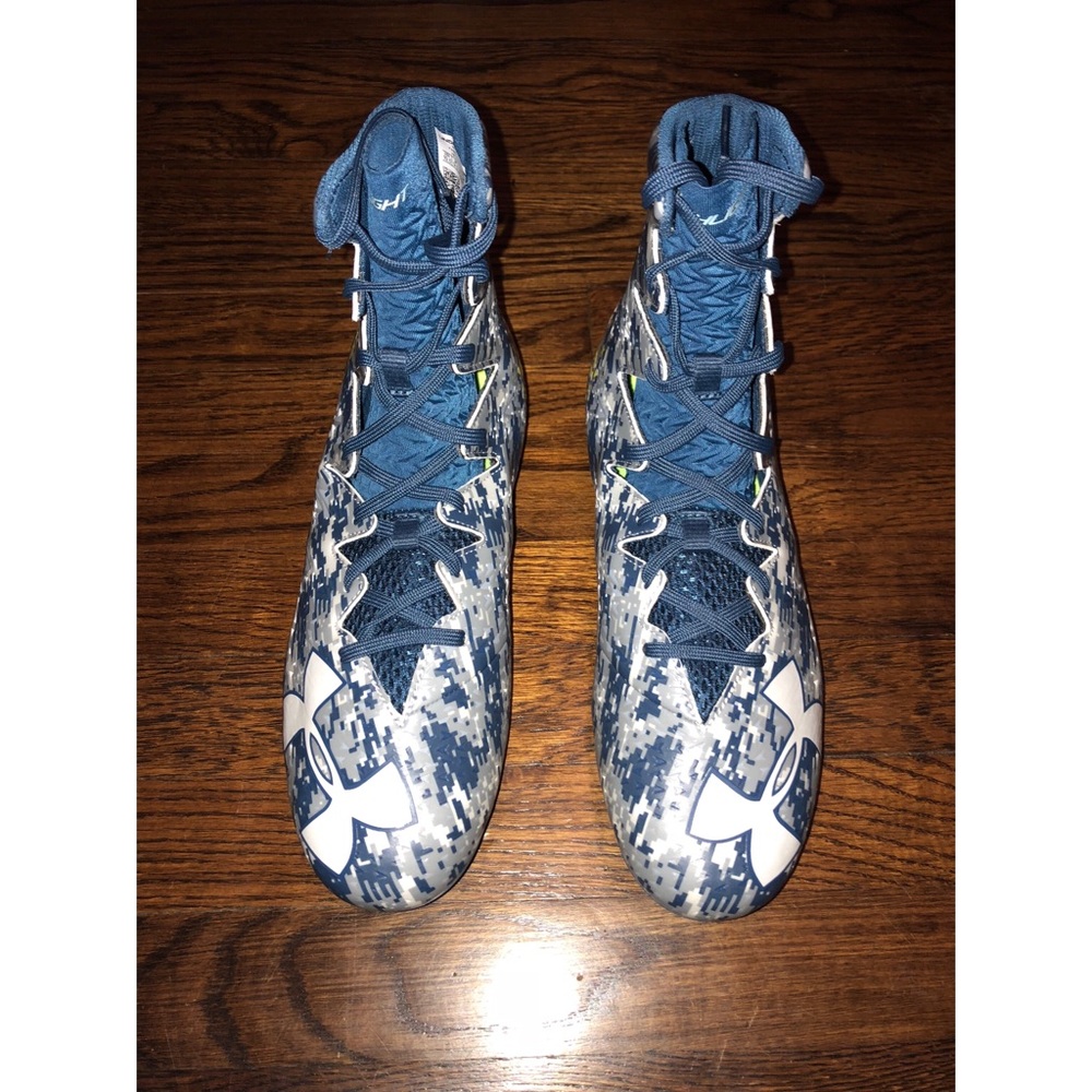 Brand New Mens Football Cleats🏈